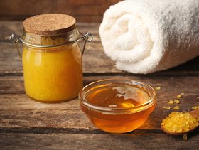 اهم فوائد العسل للبشرة