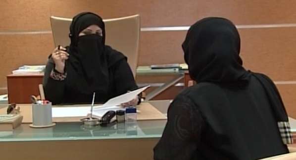 للمرّة الأولى محامية سعودية تفتتح مكتب في جدة