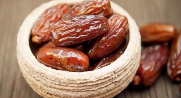 فوائد التمر للحامل | كيفية تناول التمر خلال الحمل