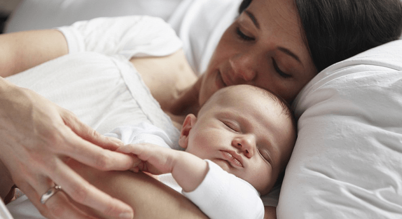 طرق توطيد العلاقة بين الام والرضيع