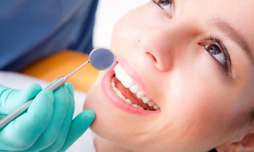 هل تؤثر مشاكل الأسنان على صحة الحمل؟
