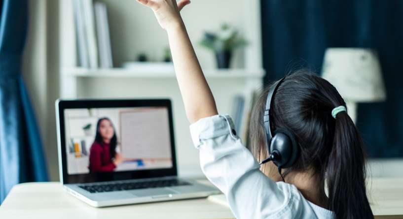 نصائح تساعدك على تهيئة طفلك للتعلم المنزلي هذا العام