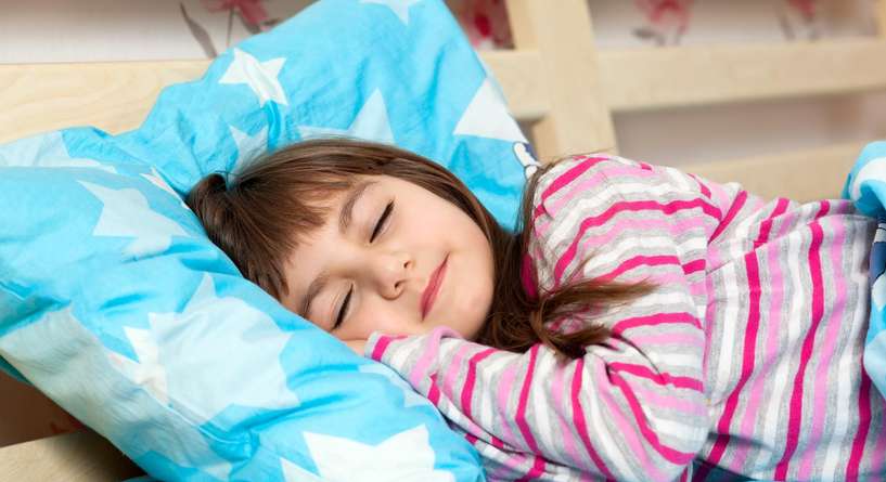 ساعة خلود الطفل للنوم لزيادة الذكاء