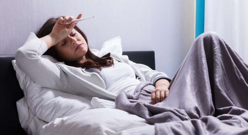 هل الحمى المالطية معدية بين الزوجين وما هي اسبابها واعراضها؟