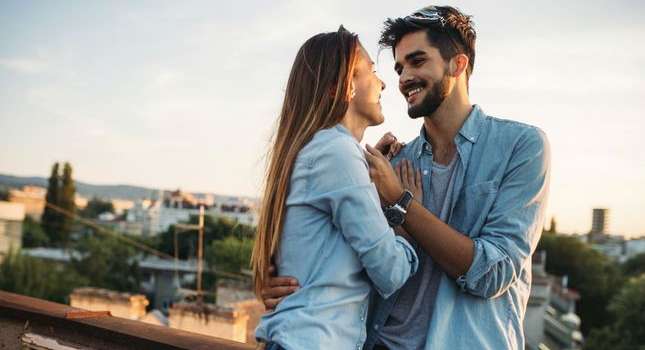 ماذا يحب رجل الدلو في جسد المرأة