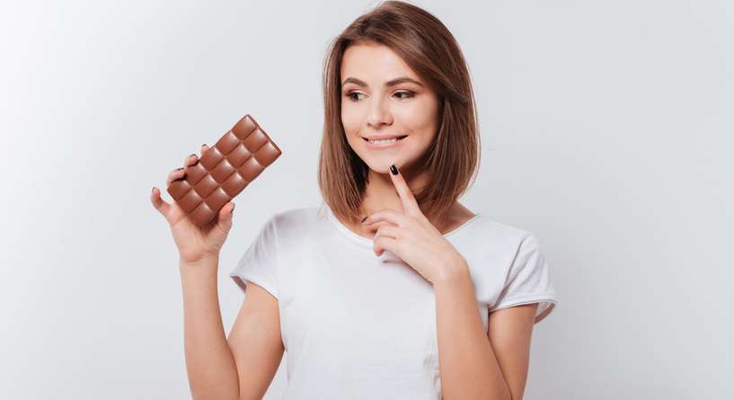 5 أطعمة مفاجئة تسبب حرقة المعدة