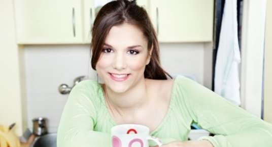 عادات صباحية لتحسين المزاج خلال اليوم