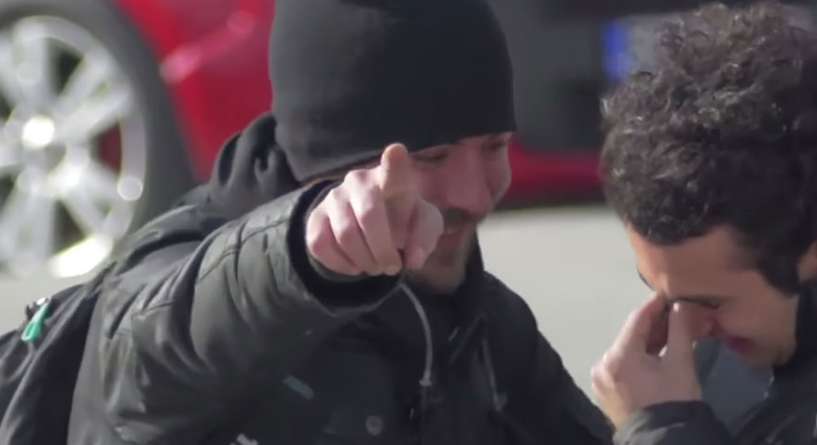 مفاجأة الشاب التركي