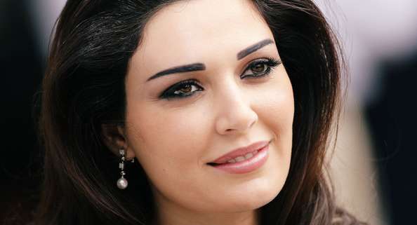سيرين عبد النور تغني مع إبنتها بالفيديو