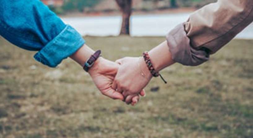 صفات برج الاسد والحب 