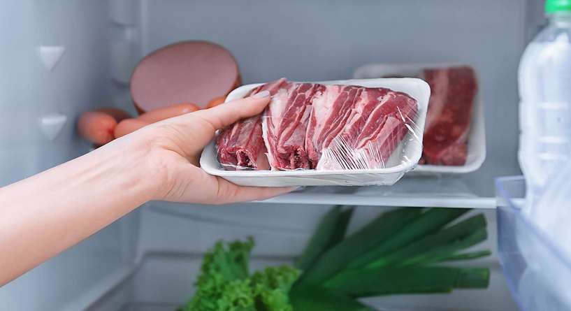 كم من الوقت يصلح ترك هذه اللحوم في الثلاجة