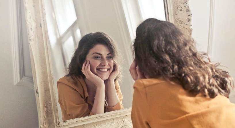العمر الذي تبلغ فيه جاذبيتها الذروة