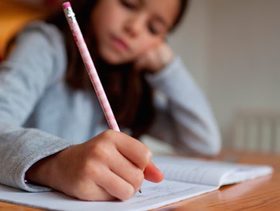 معلمة تمنح فروض منزلية غريبة ولكن مفيذة لتلاميذها