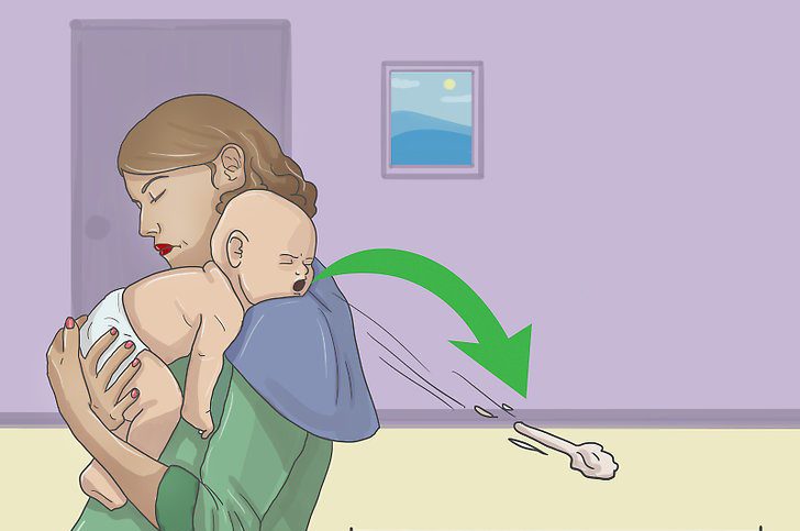 سبب تقيؤ الطفل بعد الرضاعة
