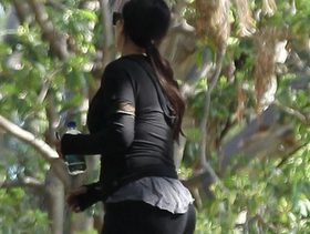 جسد كيم كارداشيان في مقاييس جديدة بعد الحمل