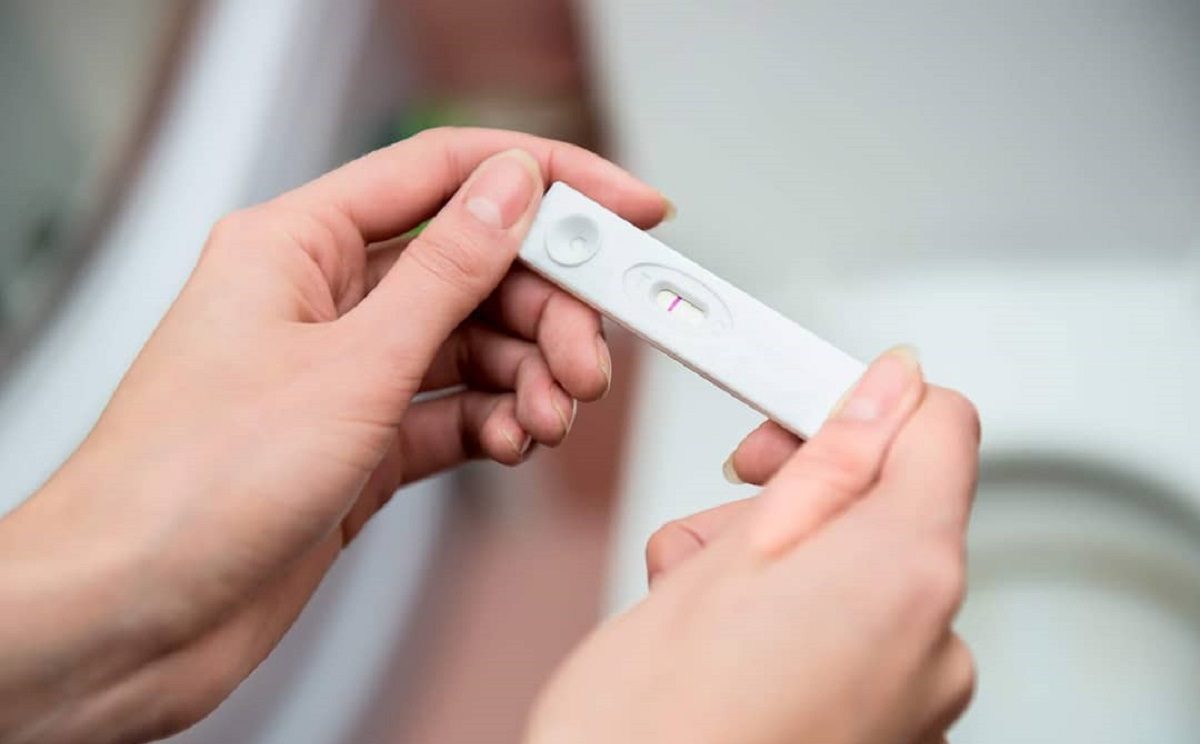 طريقة استخدام اختبار الحمل المنزلي بالصور