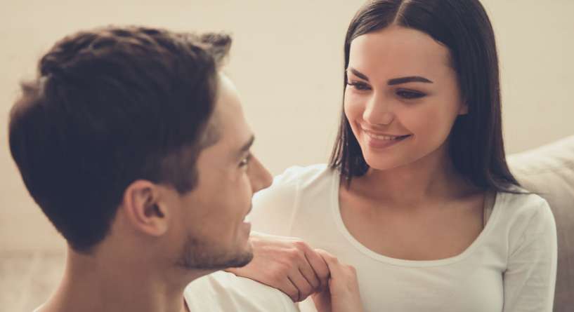 من يرغب بممارسة العلاقة الحميمة أكثر: الرجل أم المرأة؟