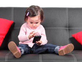 تعليم الاطفال اللغات