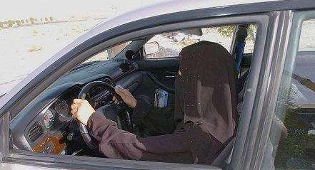 كيف تؤثر المسكنات على مهارة القيادة؟