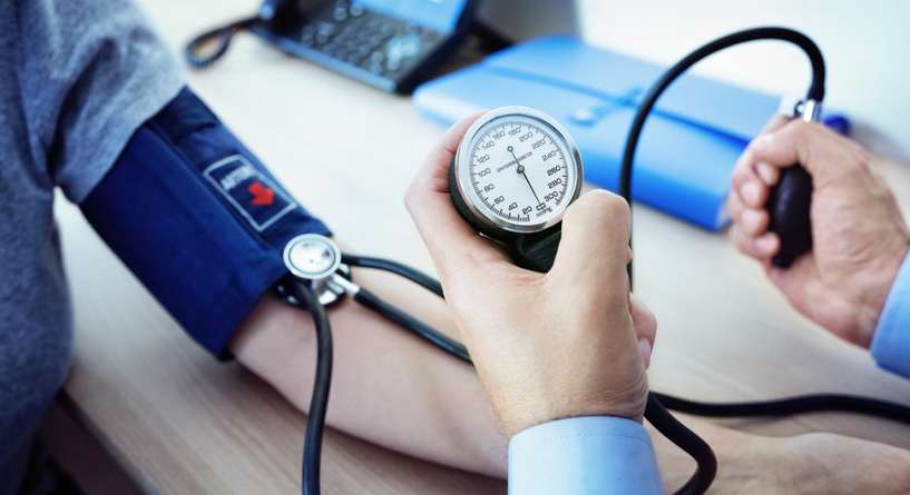 اعراض واسباب ارتفاع ضغط الدم وطرق العلاج