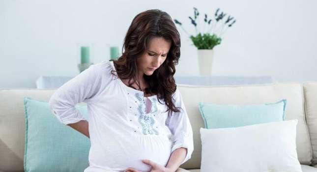اسباب الم المقعد عند الحامل وطرق العلاج