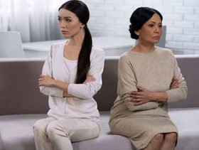 اكتشفي ما تفسير حلم الشجار مع ام الزوج!