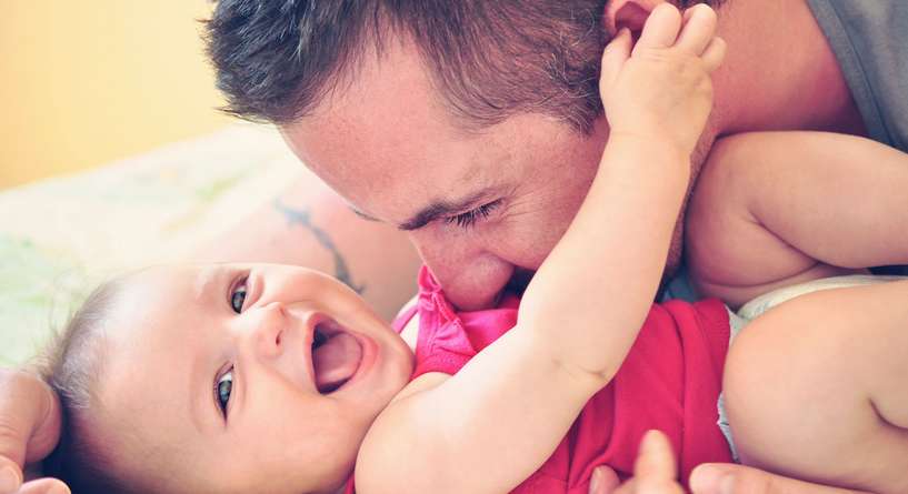 تأثير انجاب البنات المفاجئ على الزوج والعائلة