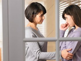 أسئلة عن المنطقة الحميمة تفكّر الفتاة بها ولا تطرحها