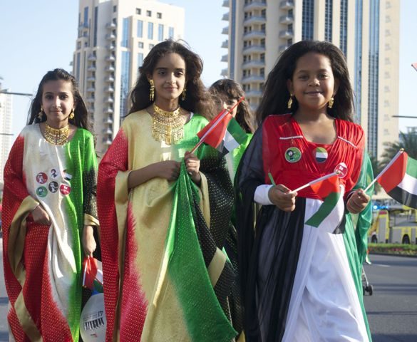 كيف احتفل الاماراتيون بعيدهم الوطني؟ بالصور