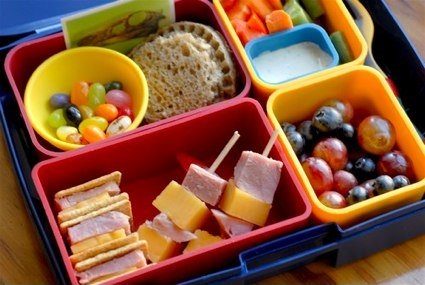 أفكار لتحضير صندوق غداء الأطفال للمدرسة