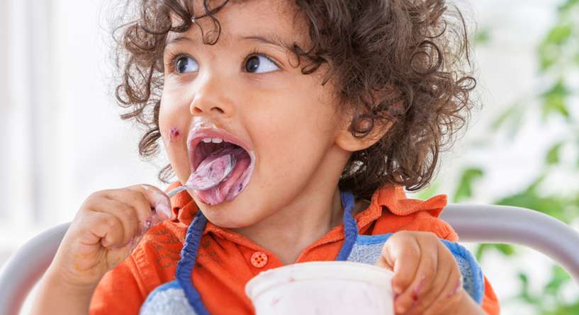 افضل طرق فتح شهية الطفل من عمر سنتين