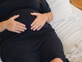 وضعيات للحامل بالشهر الرابع