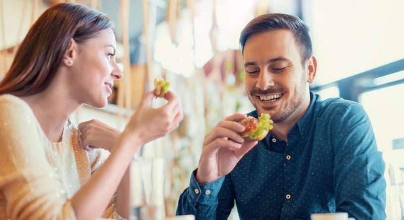 سبب وضع الموسيقى في المطاعم