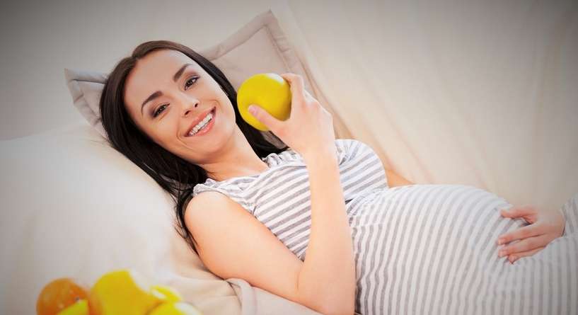 تناول الفاكهة اثناء الحمل يزيد ذكاء الجنين
