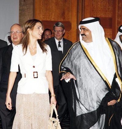 الملكة رانيا تواصل مناداتها بأهمية التعليم في الدوحة!