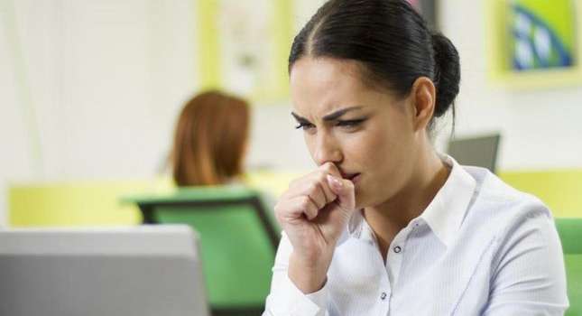علاج بحة الصوت واسبابها