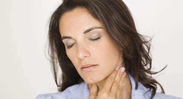 ما هو علاج إلتهاب الحلق؟