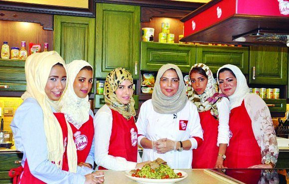 السعوديات يُبدعن في الطبخ