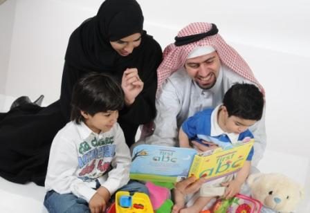 رمضان فرصة للوالدين لتعليم أطفالهم