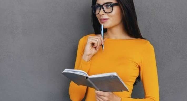 إختبار للذكاء من خلال عدد الأقلام في الصورة