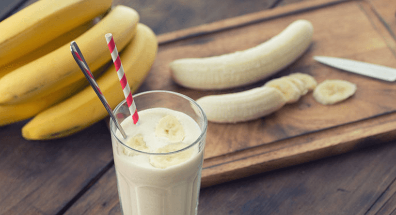 خطورة مزج الموز مع الحليب