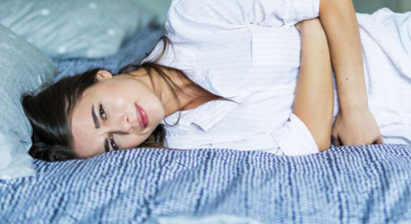 هل تقلصات الرحم بعد الابرة التفجيرية من علامات الحمل؟