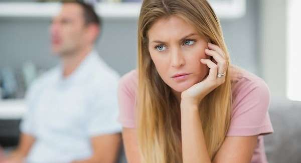 أضرار عدم التعبير عن الحب للزوجة