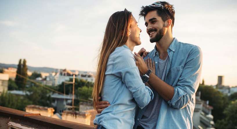 برج القوس الرجل والمرأة الثور