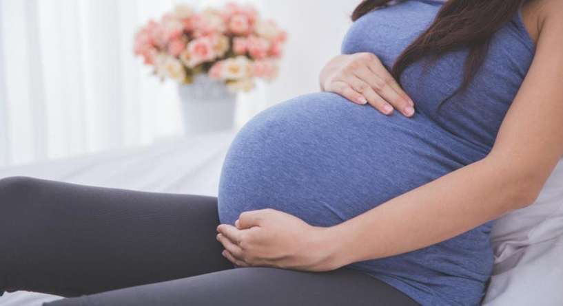 هل الافرازات البيضاء السميكة علامة ولادة