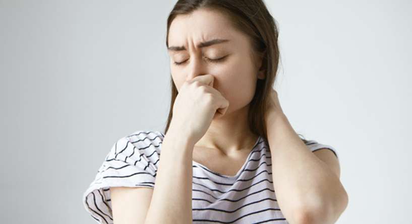 طريقة التخلص من رائحة الفم بعد عملية اللوز 