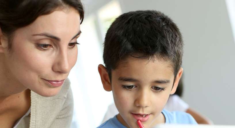 كيفية تحويل رسوب الطفل إلى علامات متفوقة
