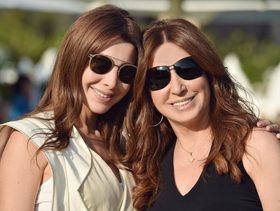 نانسي عجرم تهدي فيديو صغير لجميع الامهات في عيد الام