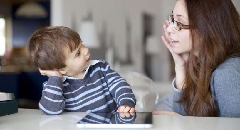 اسباب تاخر الطفل في النطق