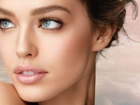 نصائح لتثبيت المكياج في الصيف